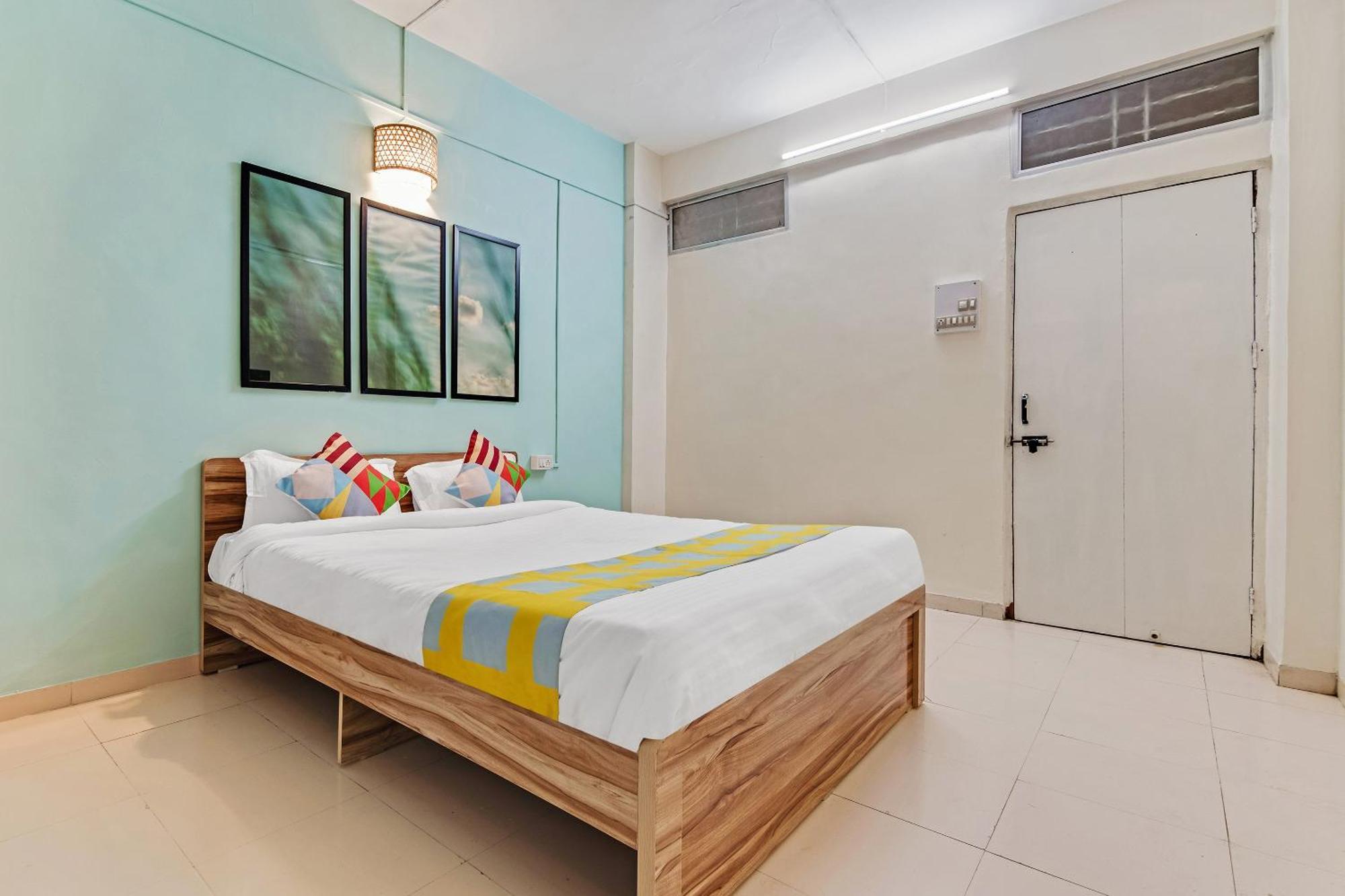 Super Hotel O Saraswati Niwas Vadgaon Budruk 푸네 외부 사진