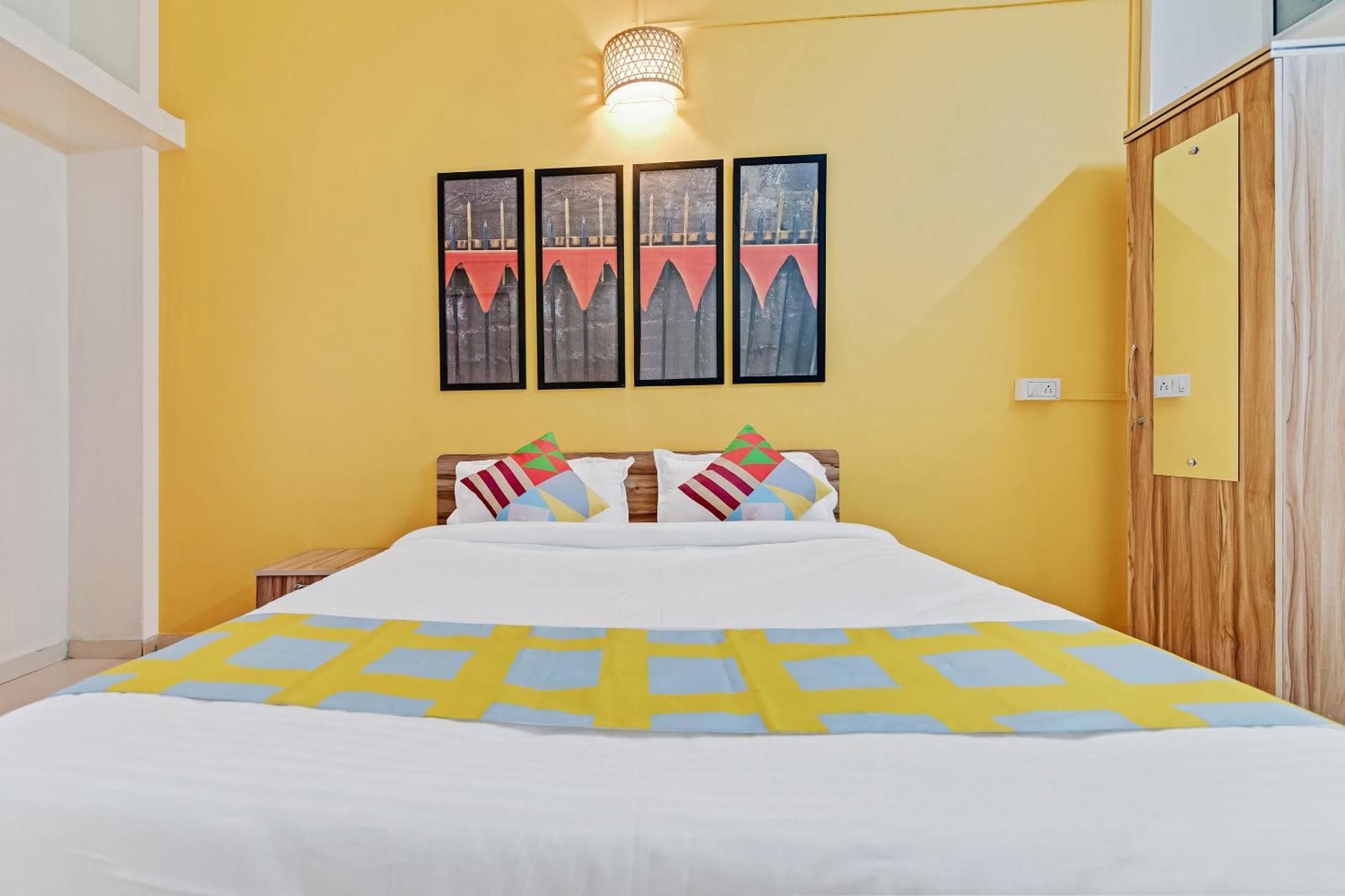 Super Hotel O Saraswati Niwas Vadgaon Budruk 푸네 외부 사진