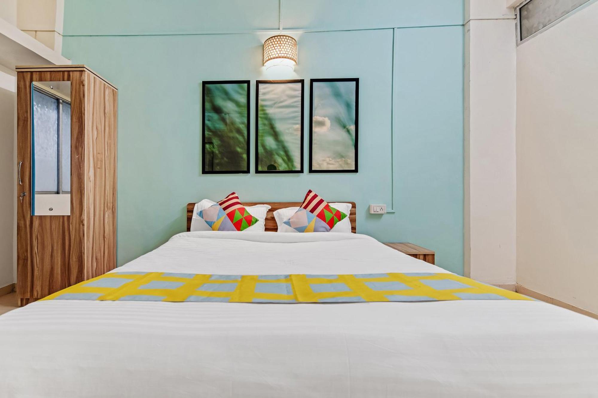 Super Hotel O Saraswati Niwas Vadgaon Budruk 푸네 외부 사진